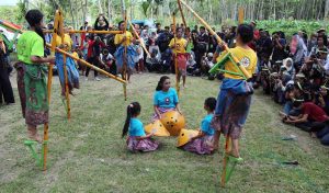 OLAHRAGA TRADISIONAL DI INDONESIA YANG UNIK DAN EKSTREM